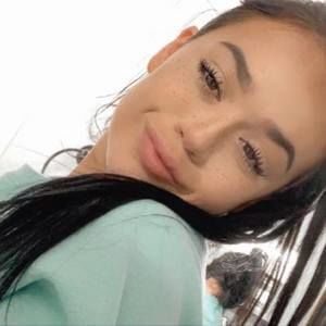 Meet your Posher, Jenni